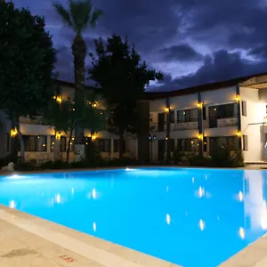 Hotel Artemis Yoeruek - Denizli, Pamukkale